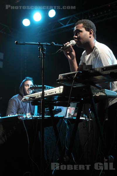 SBTRKT - 2011-04-14 - PARIS - Point Ephemere - 